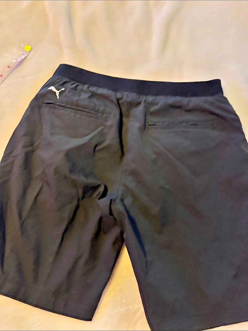 Puma Men's Black Athletic Shorts Size Medium Like New